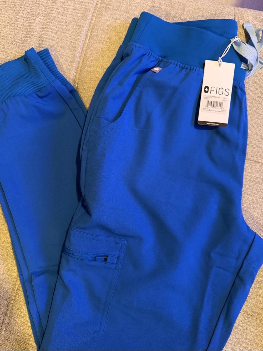 NWT FIGS Women's Royal blue high waisted Zamora scrub pant Small Regular